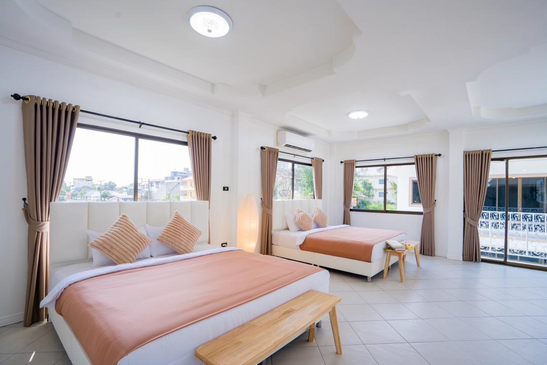 Villa Bedroom 5