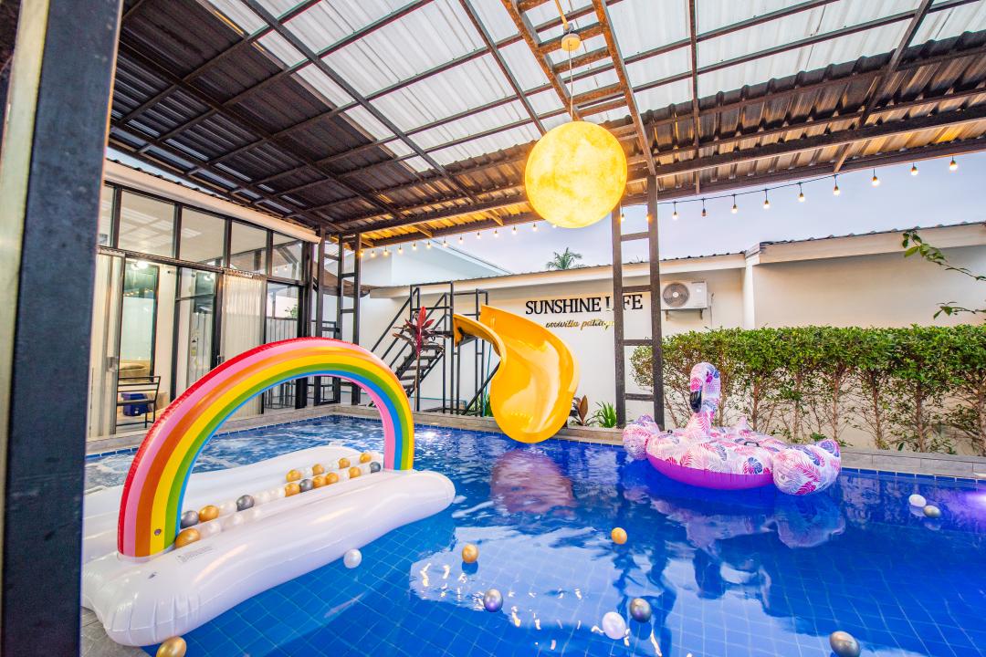 Sunshine - Villa Interior View