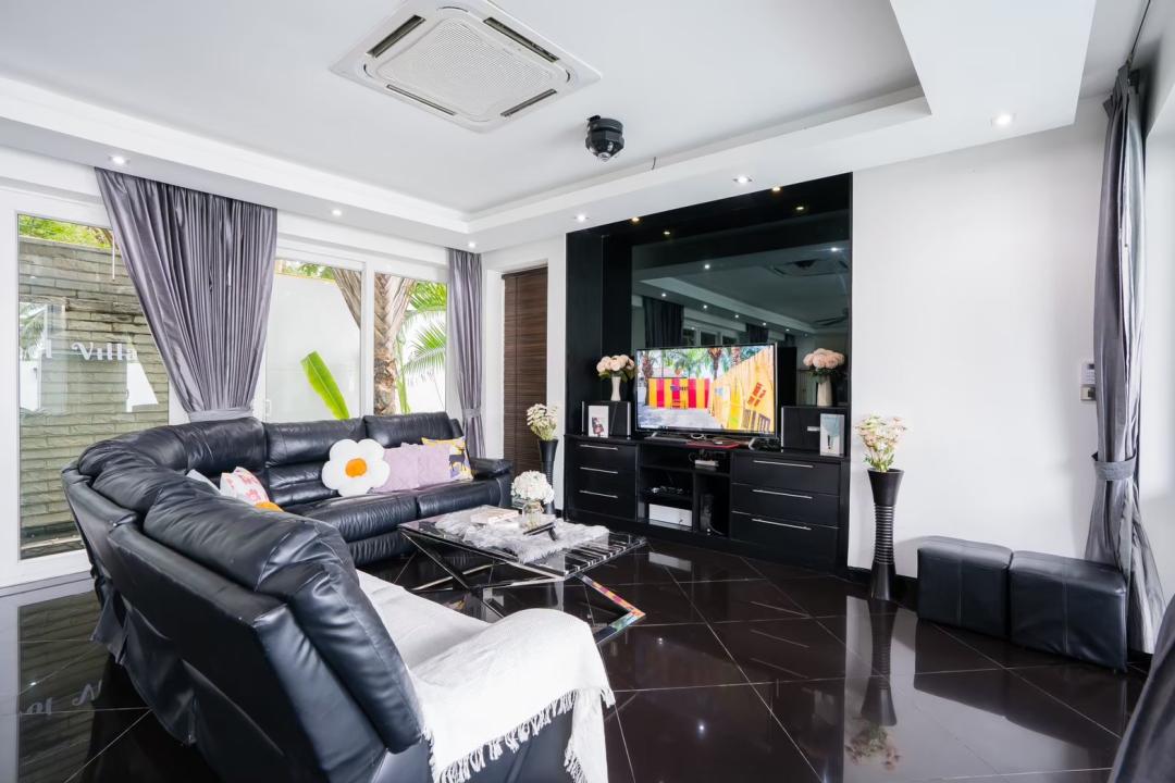 The  Best - Cover Photo