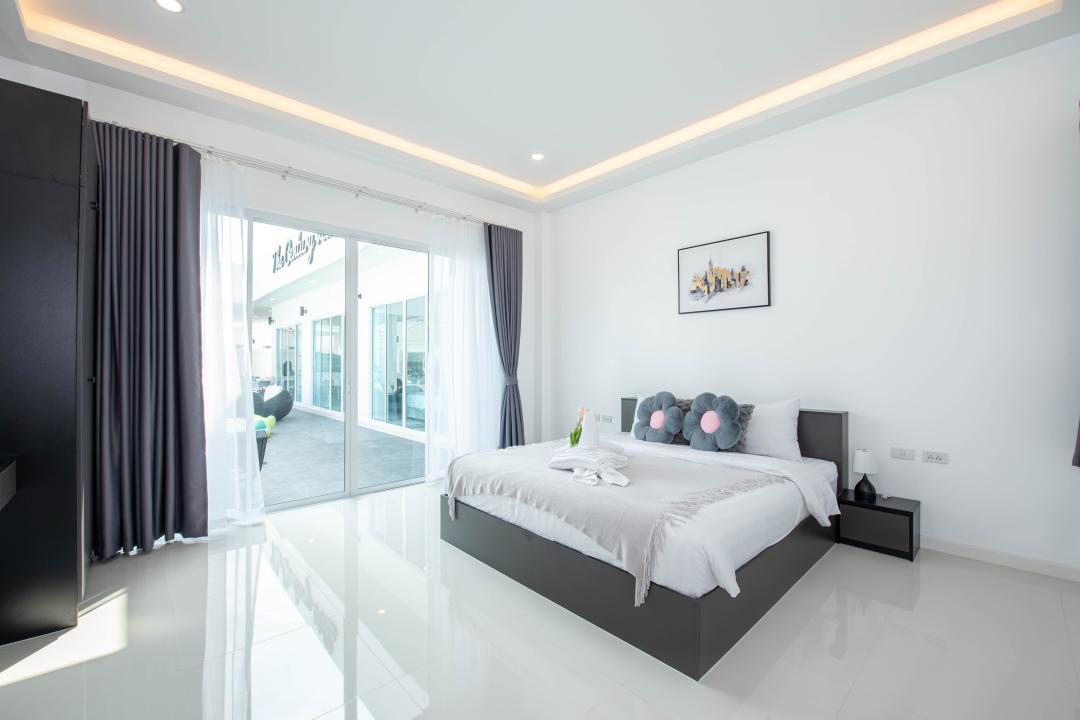 Villa Bedroom 3