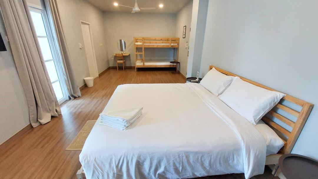 Villa Bedroom 3