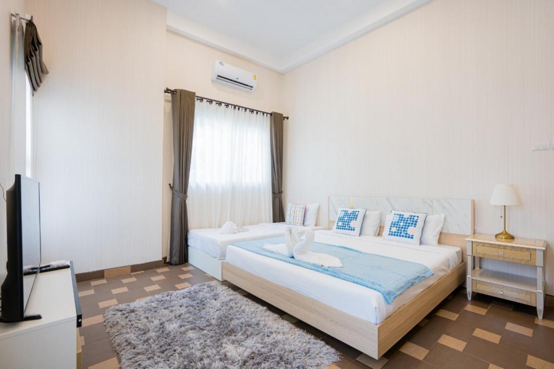 Villa Bedroom 5