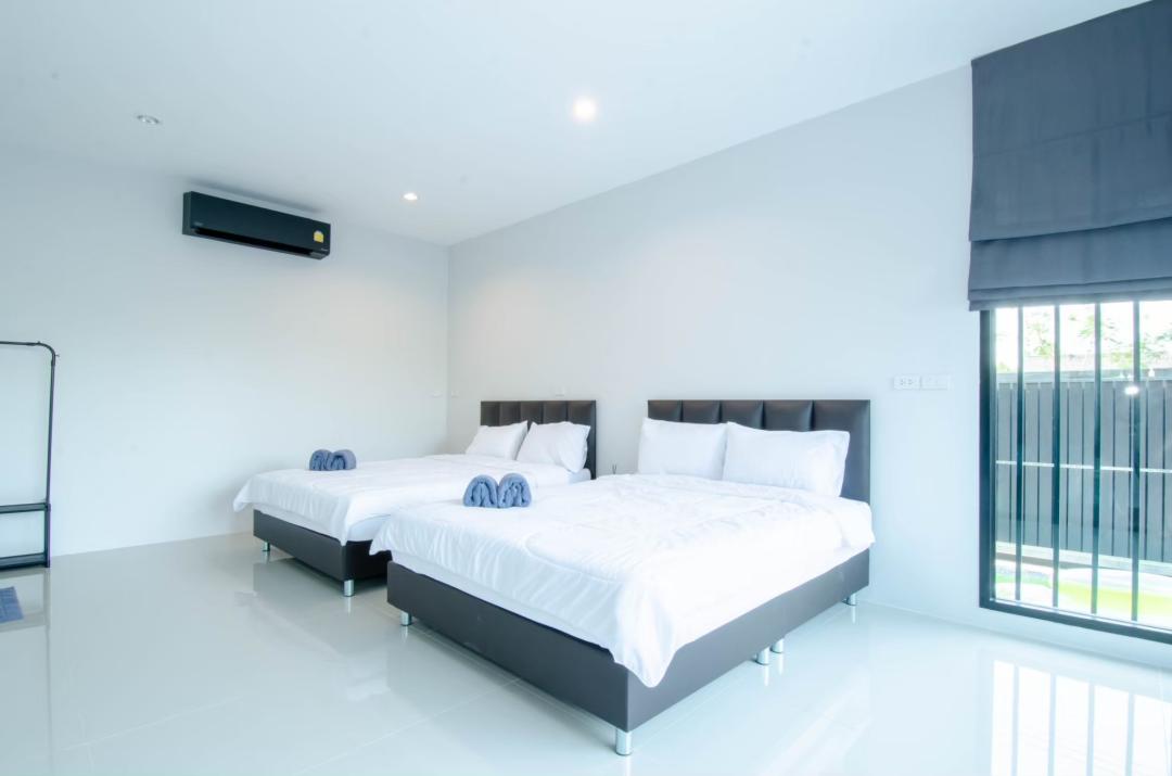 Villa Bedroom 4