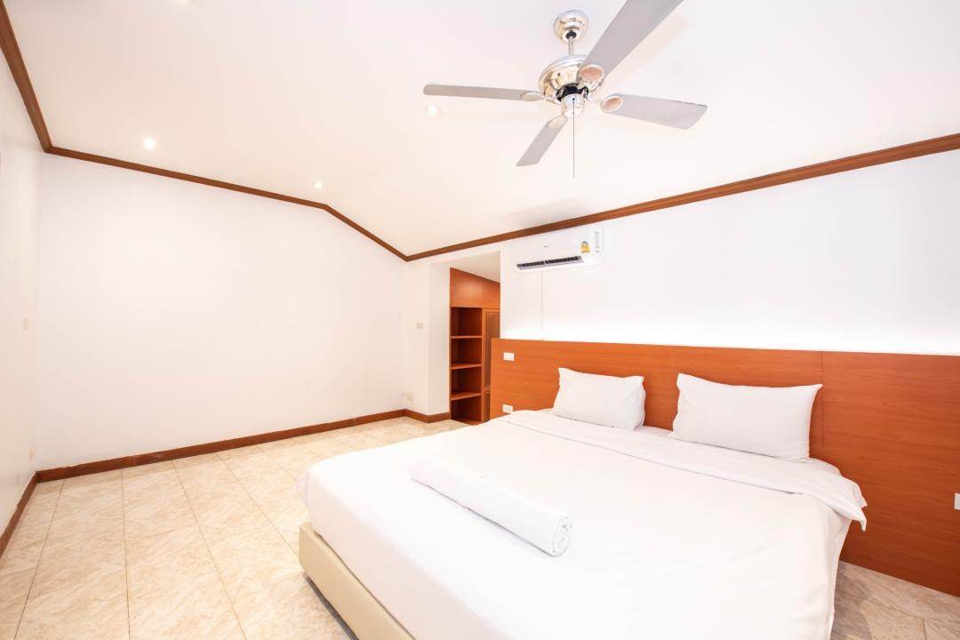Villa Bedroom 6