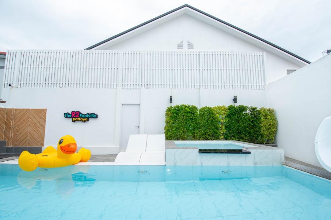 The R2 Little - Pool Area View