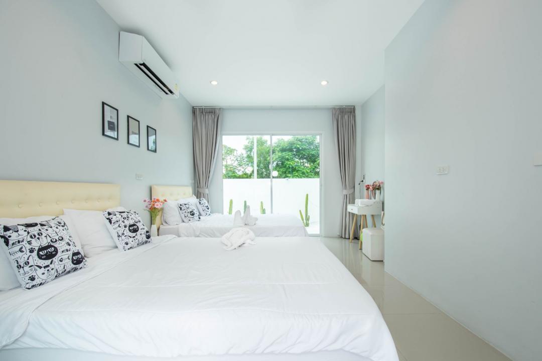 Villa Bedroom 6