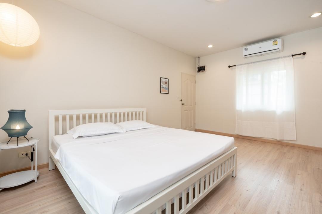 Villa Bedroom 5