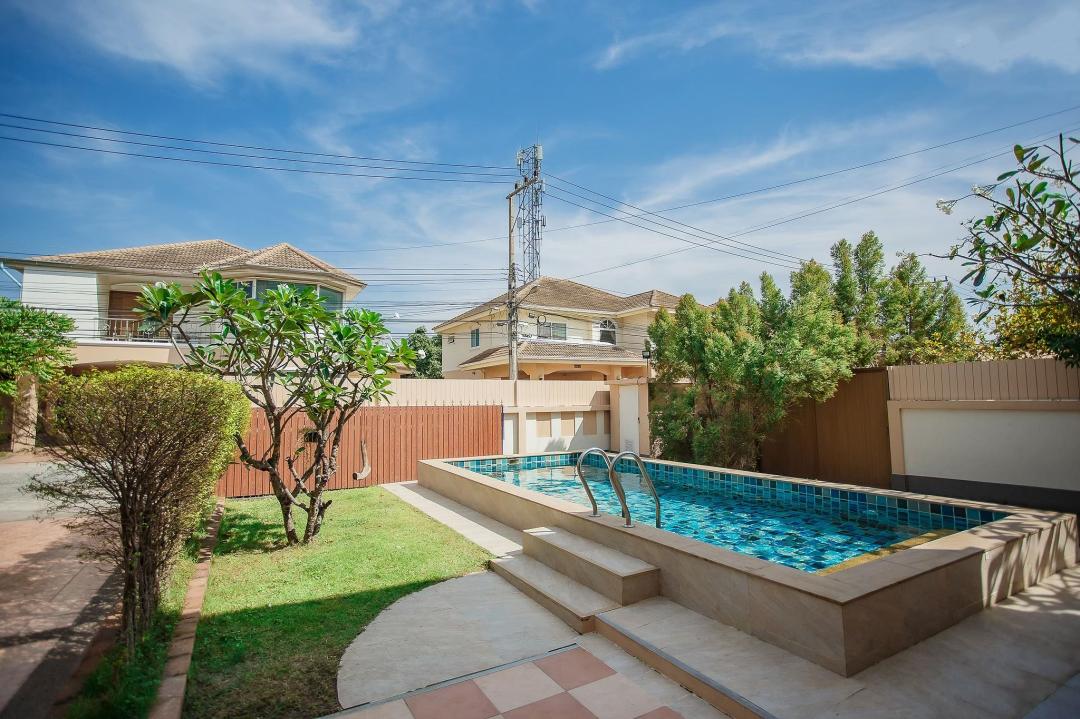 Ty Holiday #216 - Pool Area View