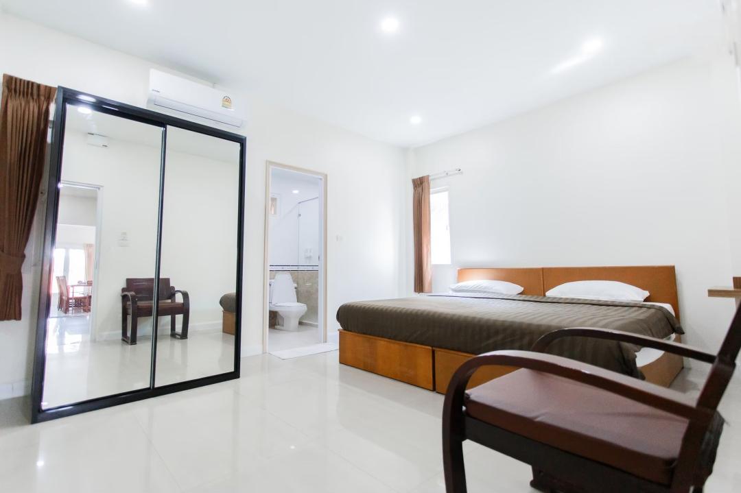 Villa Bedroom 5