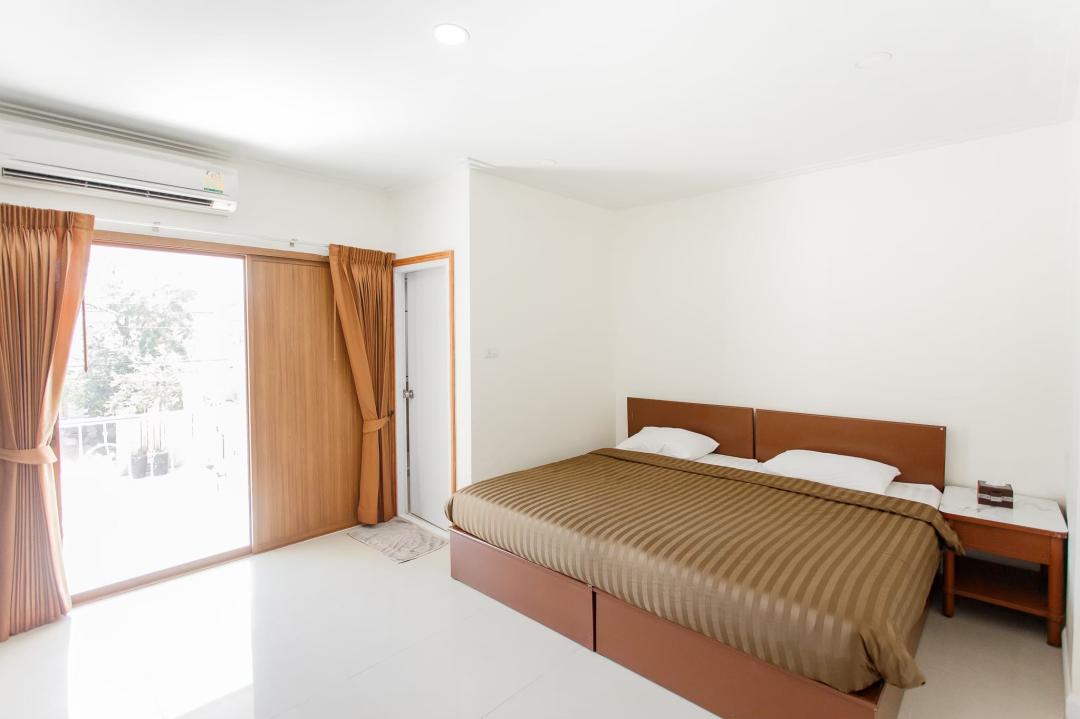 Villa Bedroom 6