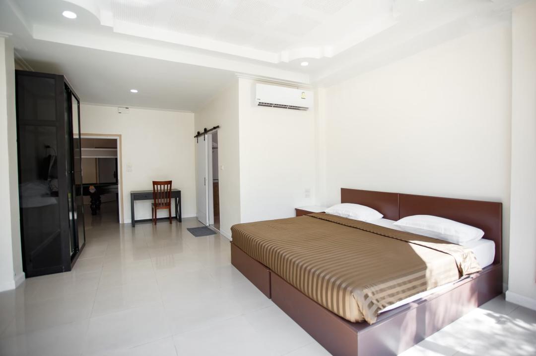 Villa Bedroom 4