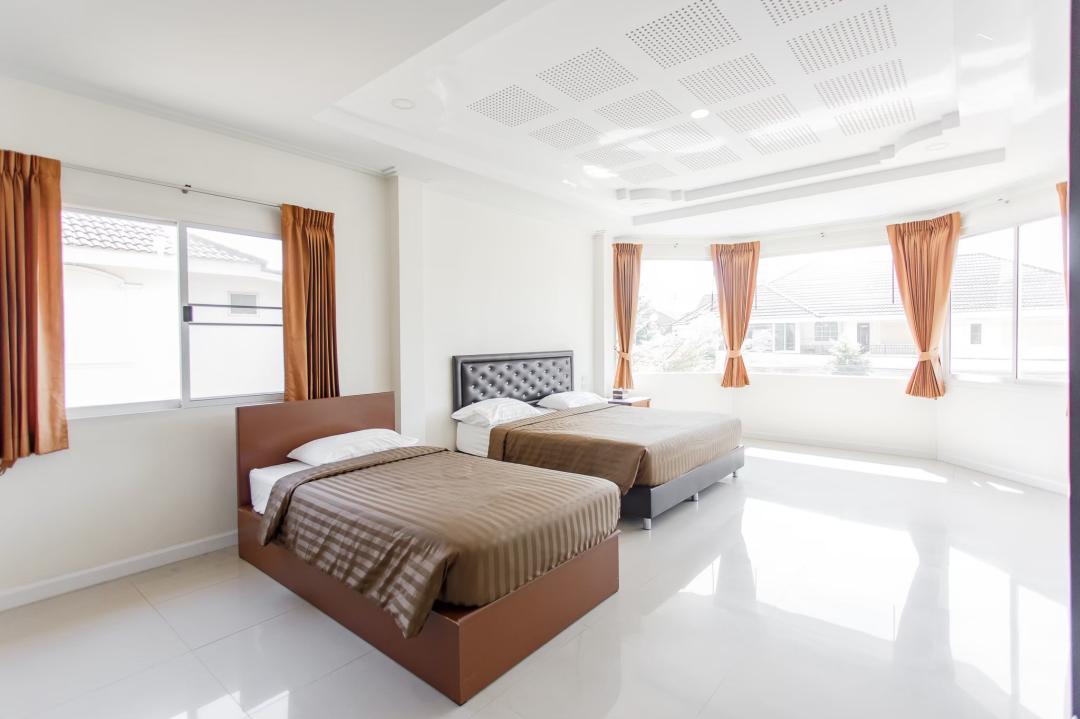 Villa Bedroom 7