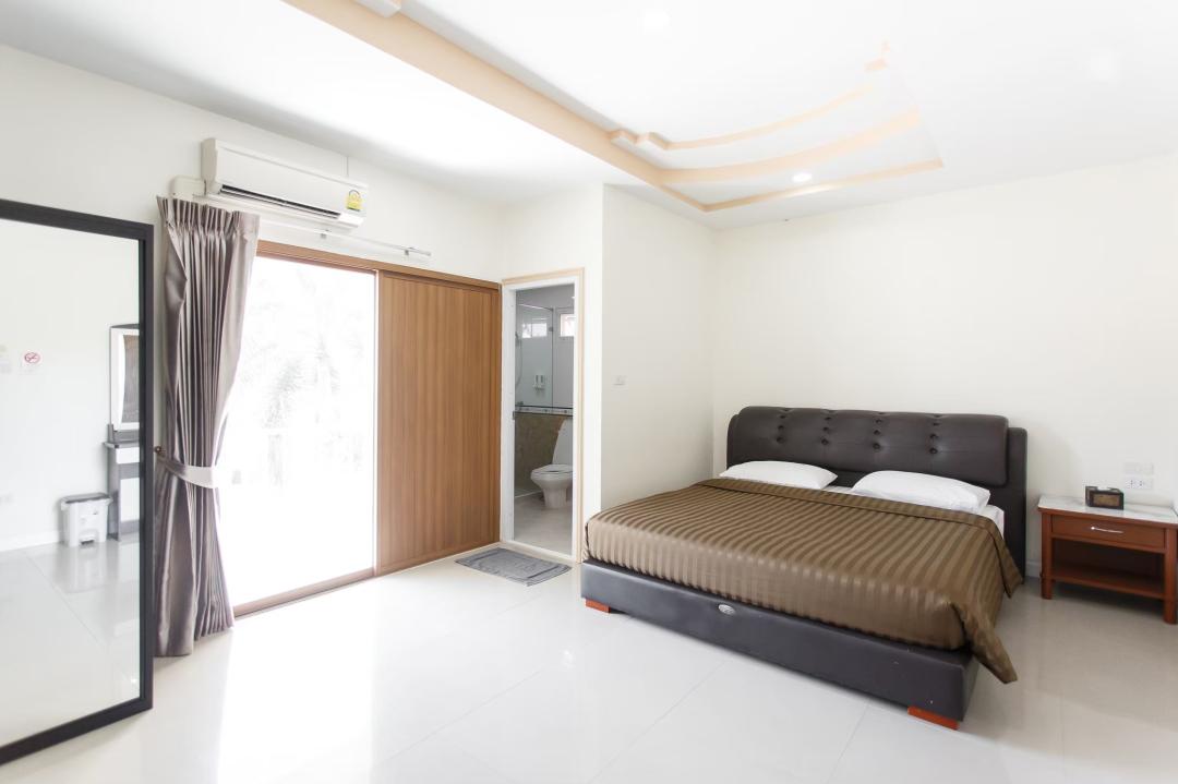 Villa Bedroom 7
