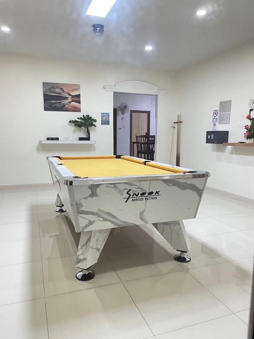 Ty Holiday #235 - Cover Photo