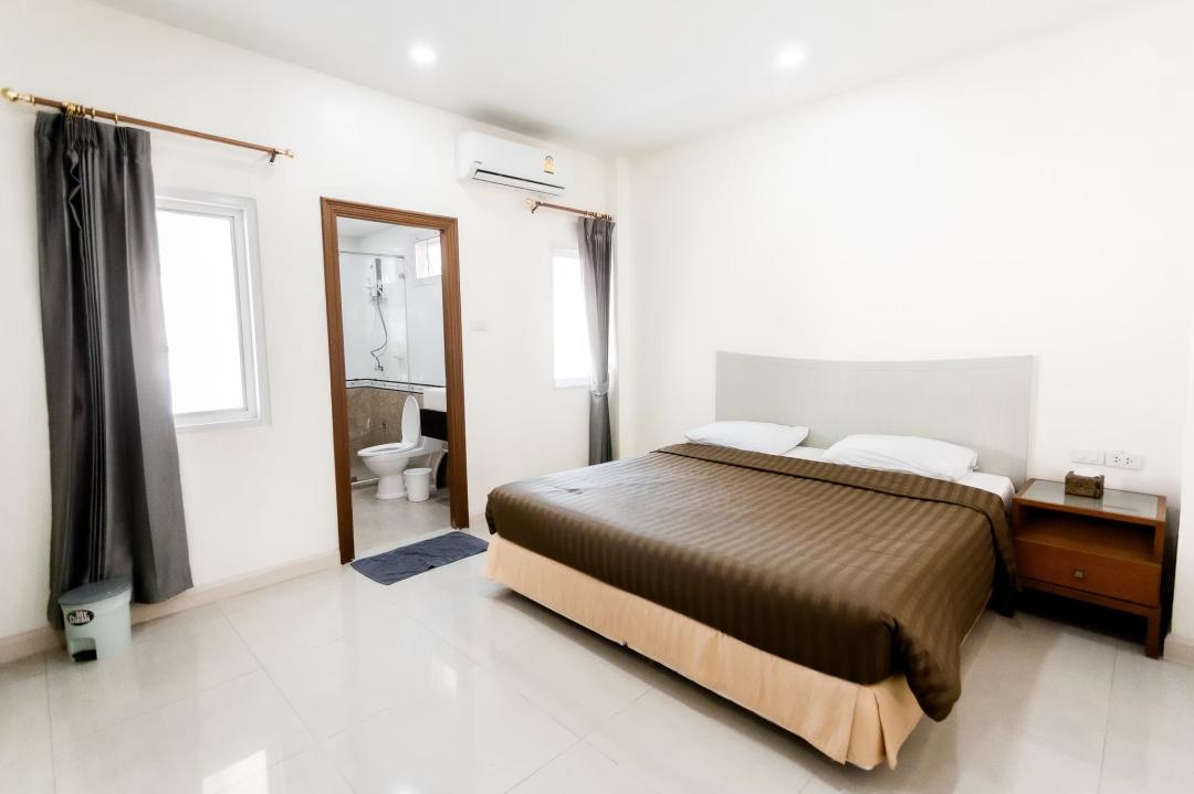 Villa Bedroom 5