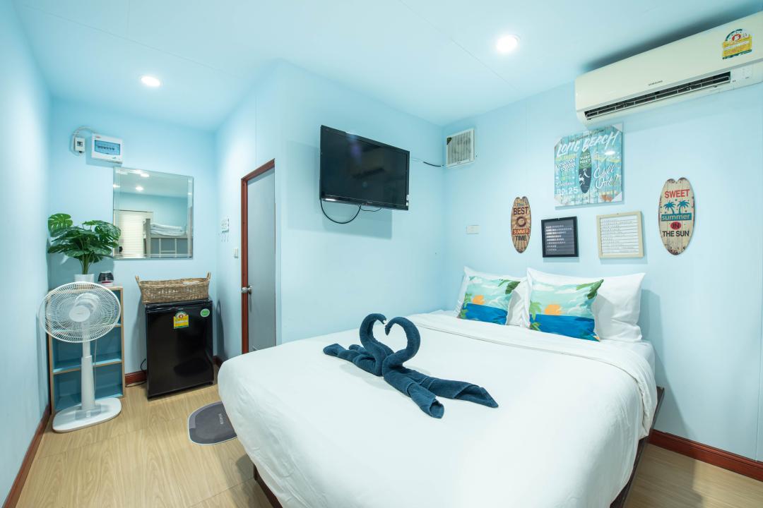 Villa Bedroom 8