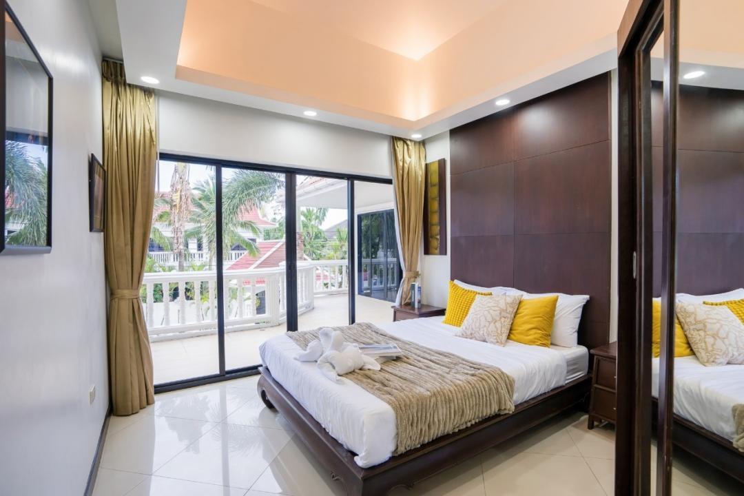 Villa Bedroom 5