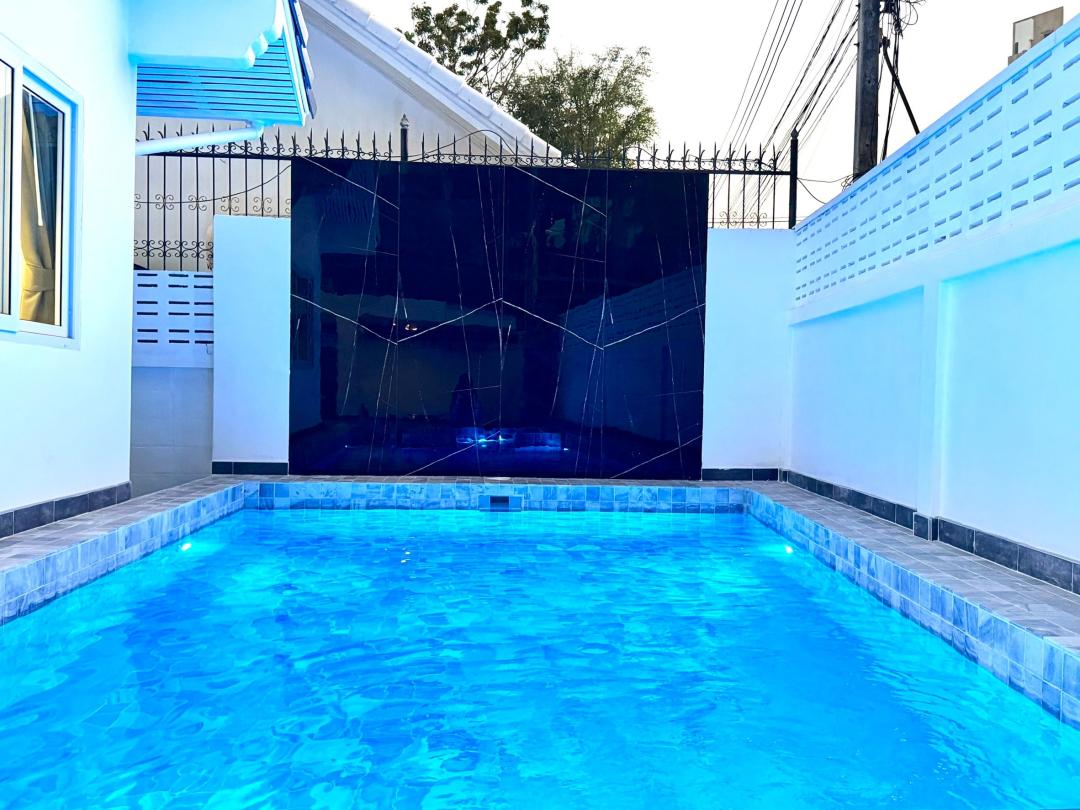 Villa 129 Wongamat - Pool Area View