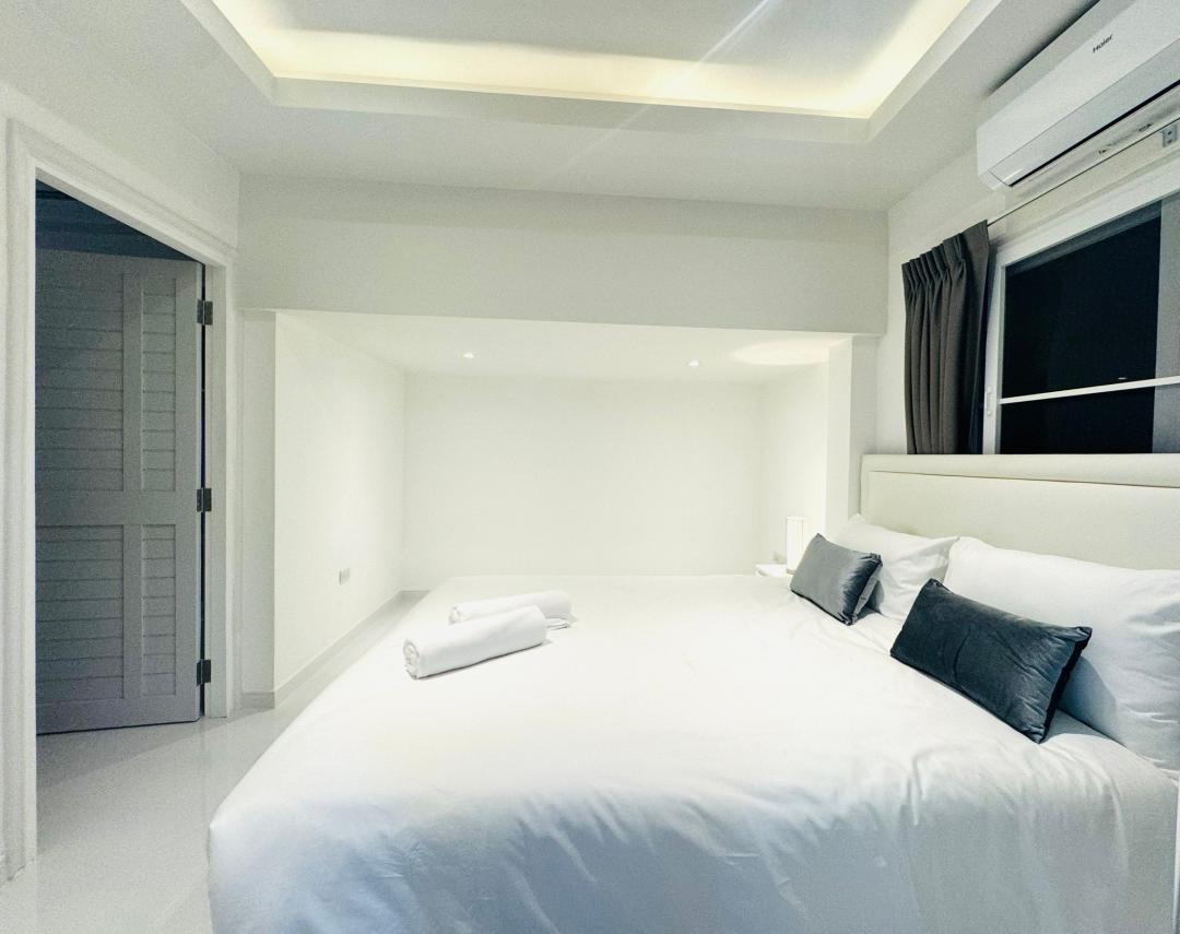 Villa Bedroom 7