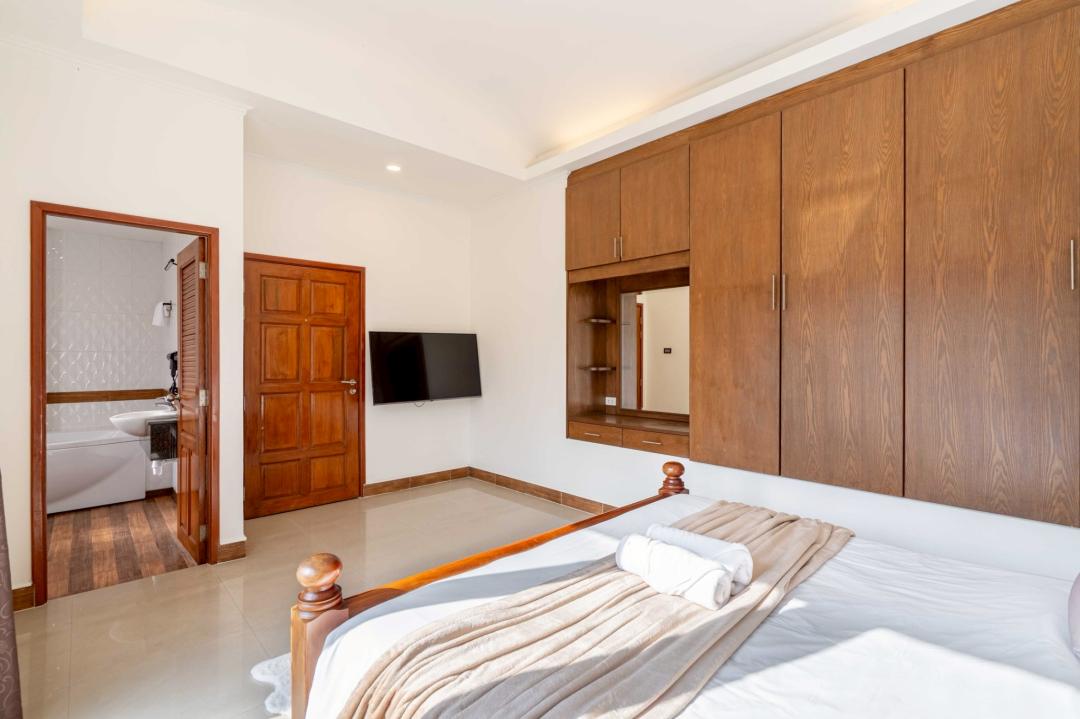 Villa Bedroom 5