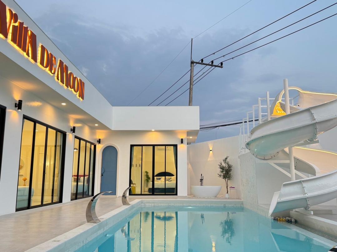 Villa De Moon