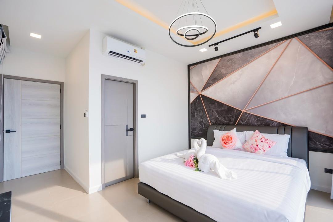 Villa Bedroom 10