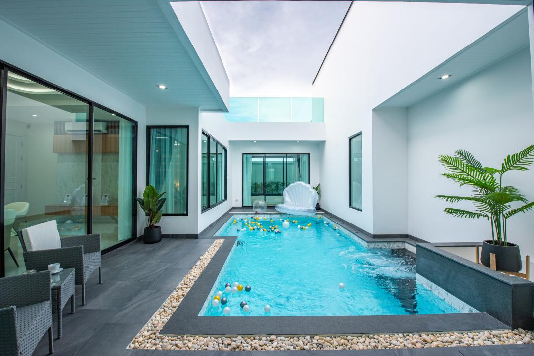 Wada La Mer - Pool Area View