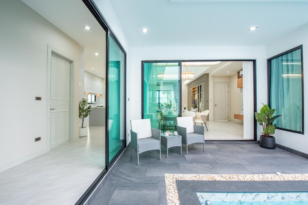 Wada La Mer - Cover Photo