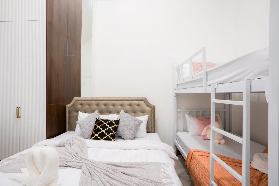 Villa Bedroom 8