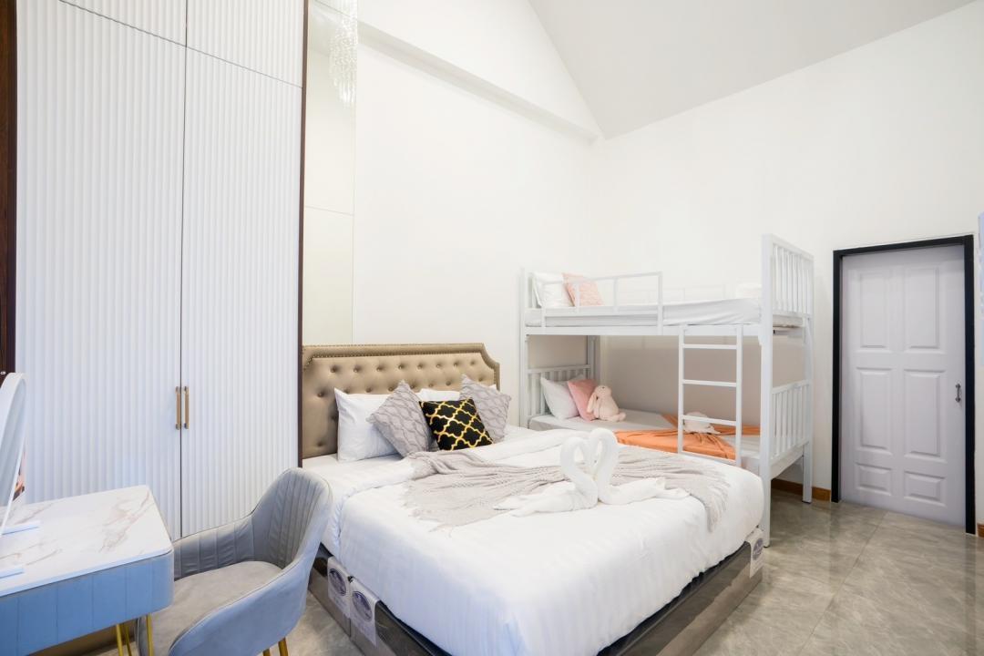 Villa Bedroom 4