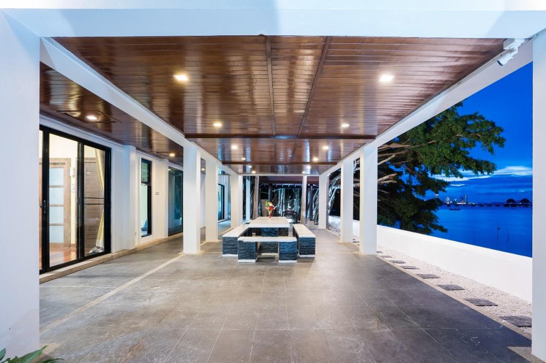 Welcome Sea View - Living Area