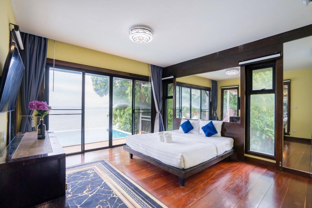 Villa Bedroom 2