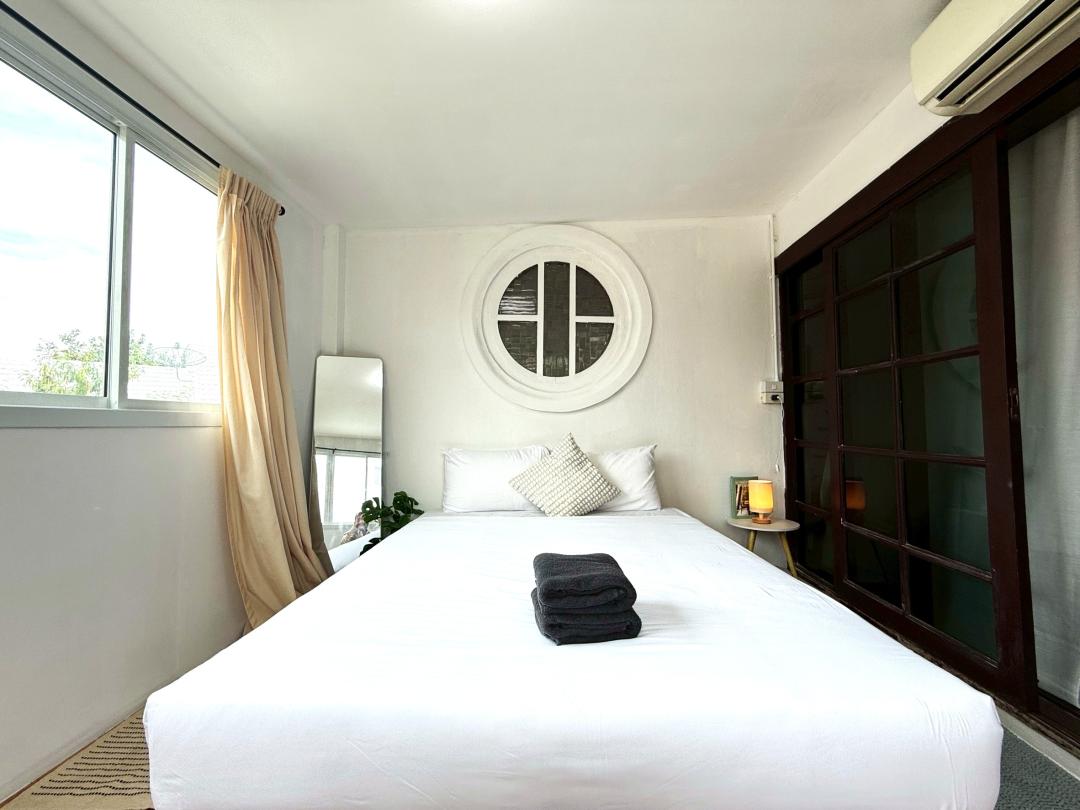 Villa Bedroom 6