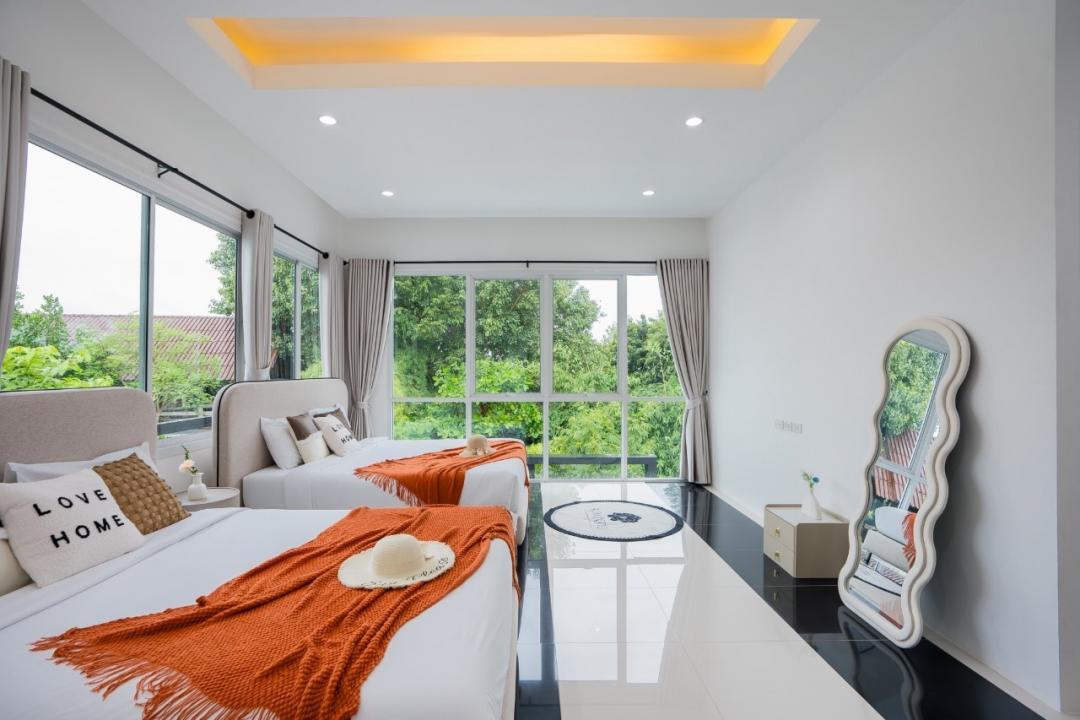 Villa Bedroom 11