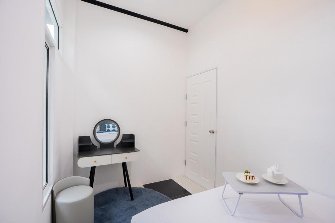 Villa Bedroom 14