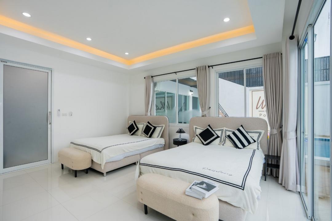 Villa Bedroom 8