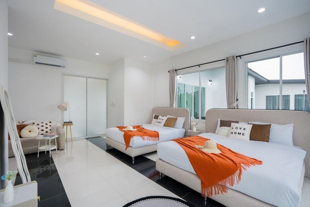 Villa Bedroom 7
