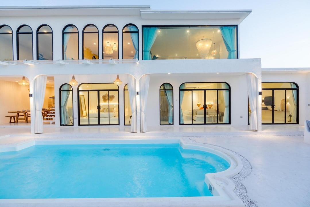 White Coco - Pool Area View