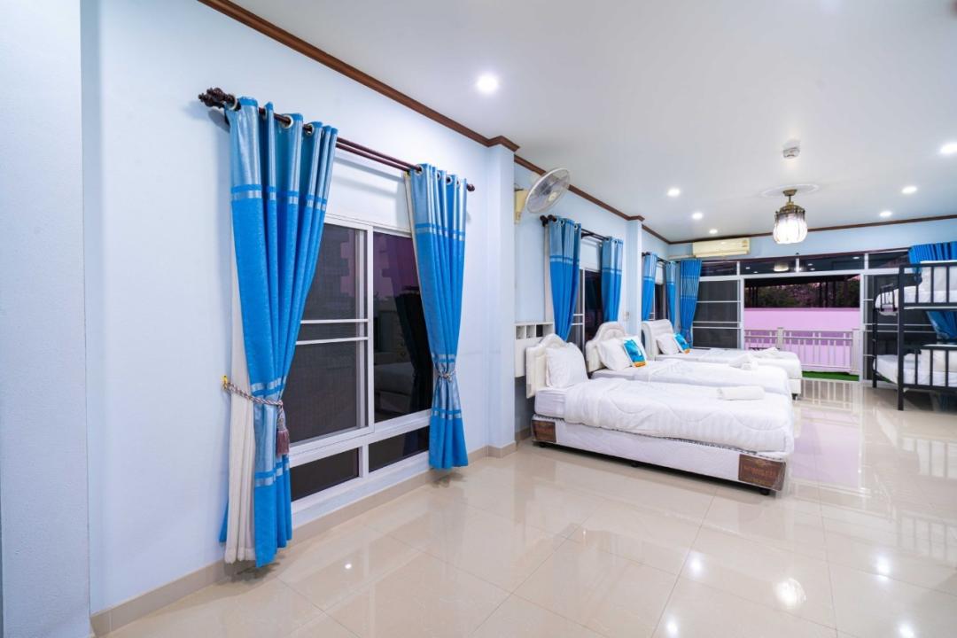 Villa Bedroom 2