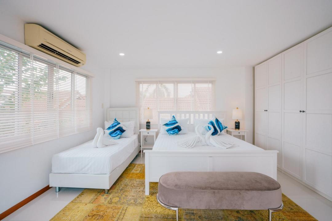 Villa Bedroom 2
