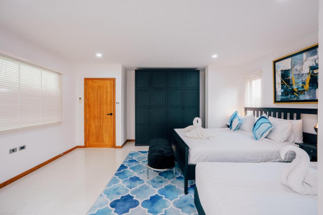 Villa Bedroom 6
