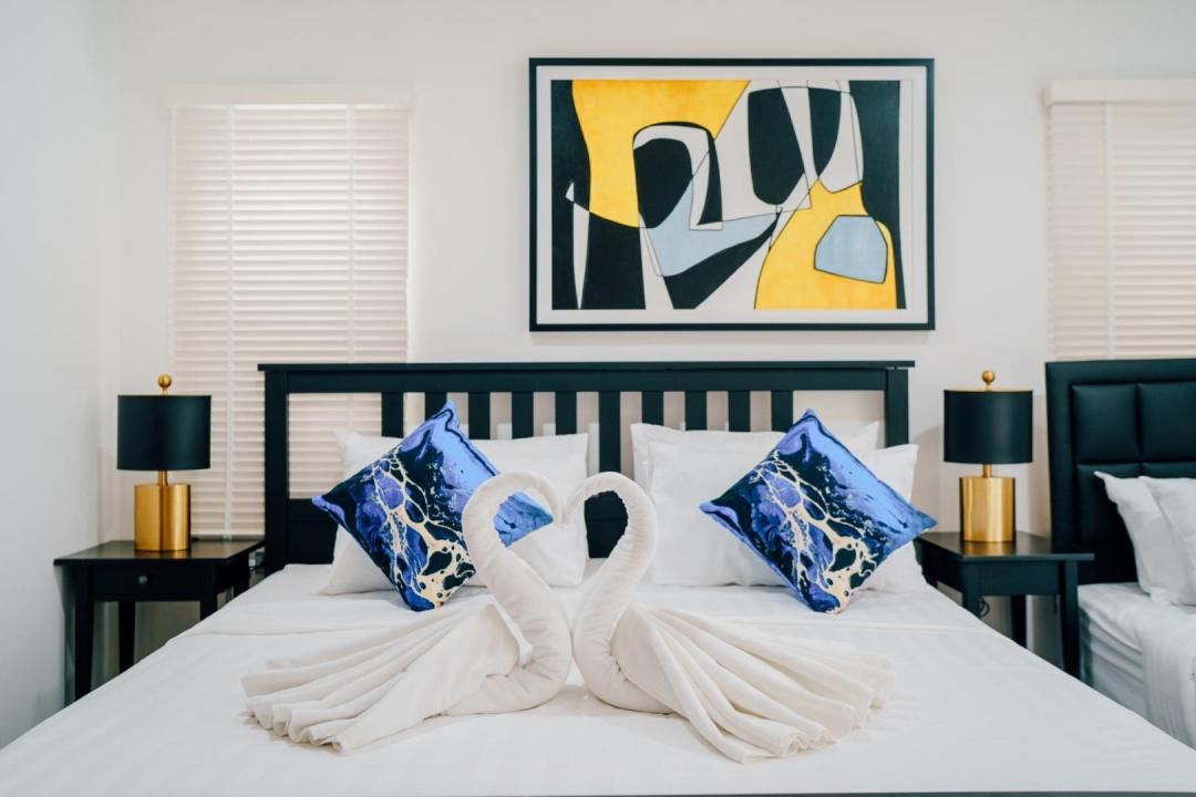 Villa Bedroom 9