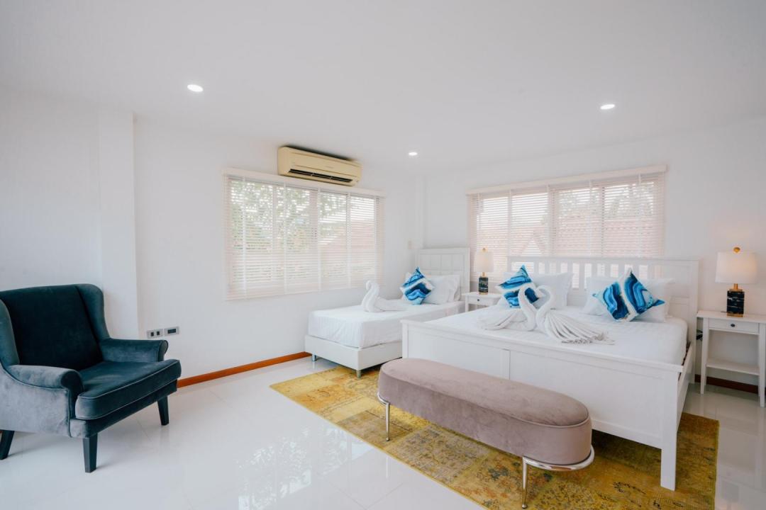 Villa Bedroom 1