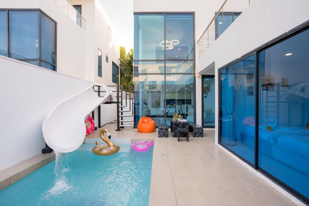 Your Day Plus - Villa Interior View