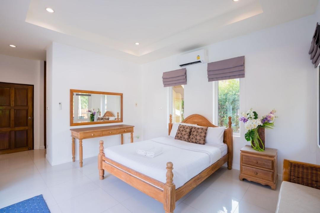 Villa Bedroom 5