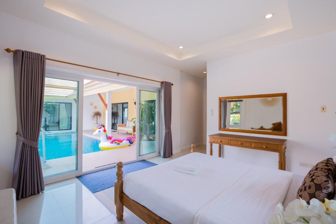 Villa Bedroom 1