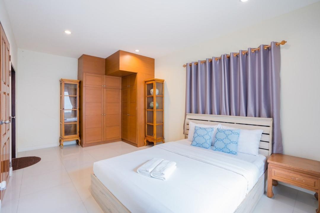 Villa Bedroom 14