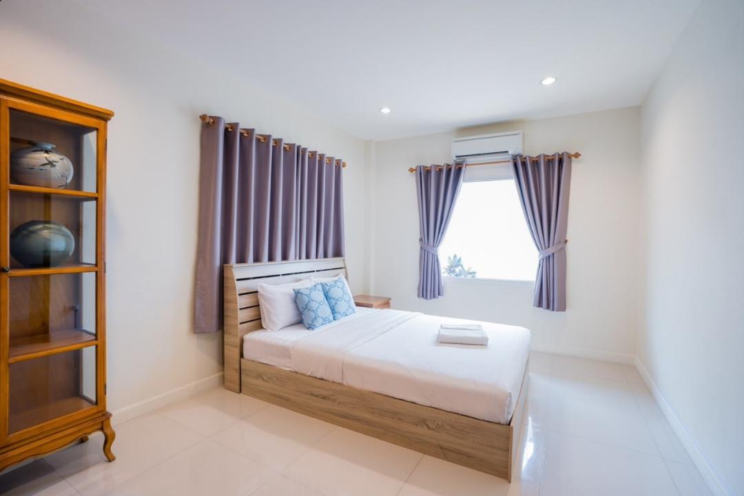 Villa Bedroom 13