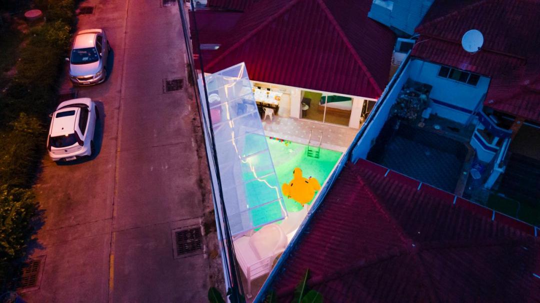 คิดถึง 3 - Pool Area View