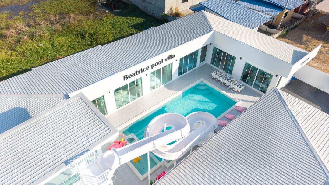 Beatrice - Cover Photo